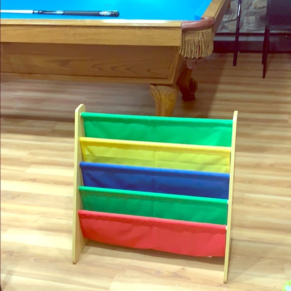 Kids Book Shelf - Picture 1 of 2